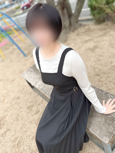 りん☆業界未経験癒し系美女